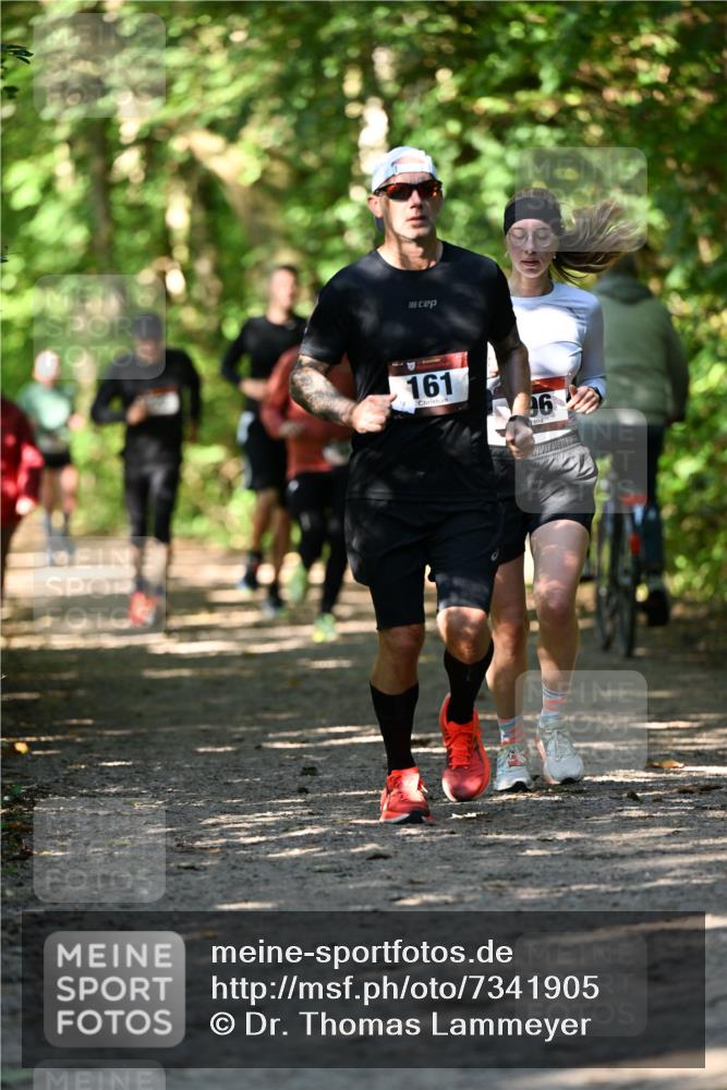 06.10.2024 - Bramfelder Halbmarathon 2024 Dr. Thomas Lammeyer http://msf.ph/oto/7341905 06.10.2024 10:51:35 Laufen 161, 06 meine-sportfotos.de