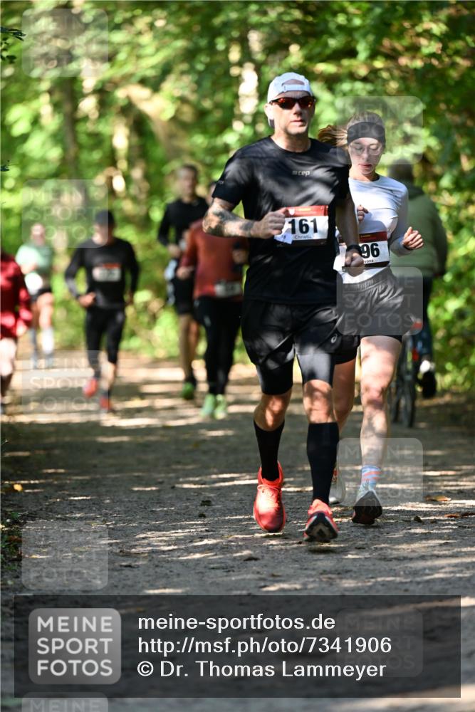 06.10.2024 - Bramfelder Halbmarathon 2024 Dr. Thomas Lammeyer http://msf.ph/oto/7341906 06.10.2024 10:51:35 Laufen 161, 96 meine-sportfotos.de