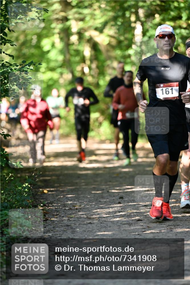 06.10.2024 - Bramfelder Halbmarathon 2024 Dr. Thomas Lammeyer http://msf.ph/oto/7341908 06.10.2024 10:51:35 Laufen 161 meine-sportfotos.de