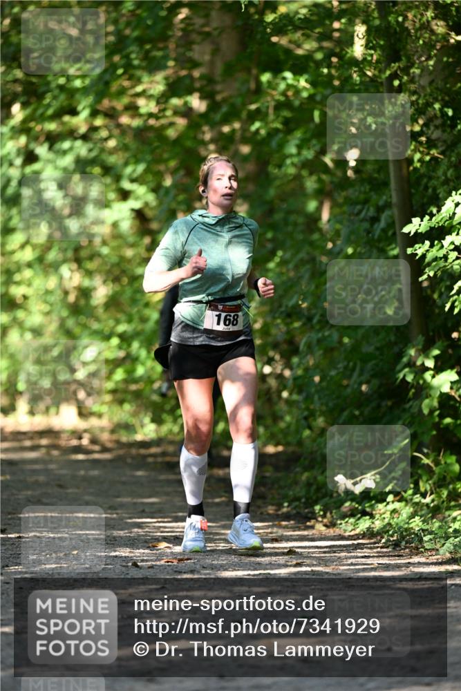 06.10.2024 - Bramfelder Halbmarathon 2024 Dr. Thomas Lammeyer http://msf.ph/oto/7341929 06.10.2024 10:51:48 Laufen 168 meine-sportfotos.de
