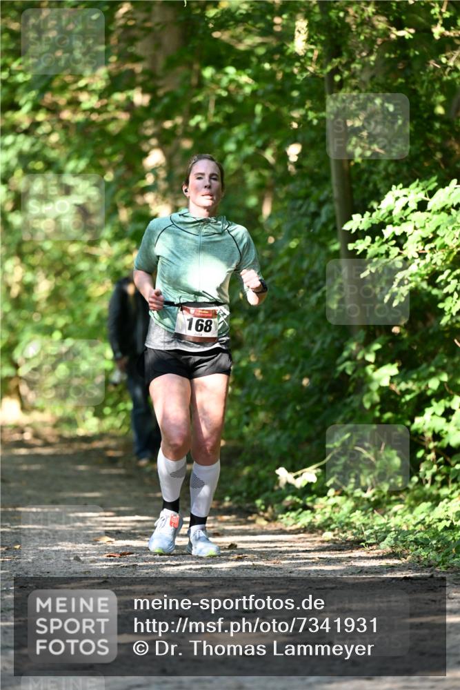 06.10.2024 - Bramfelder Halbmarathon 2024 Dr. Thomas Lammeyer http://msf.ph/oto/7341931 06.10.2024 10:51:48 Laufen 168 meine-sportfotos.de
