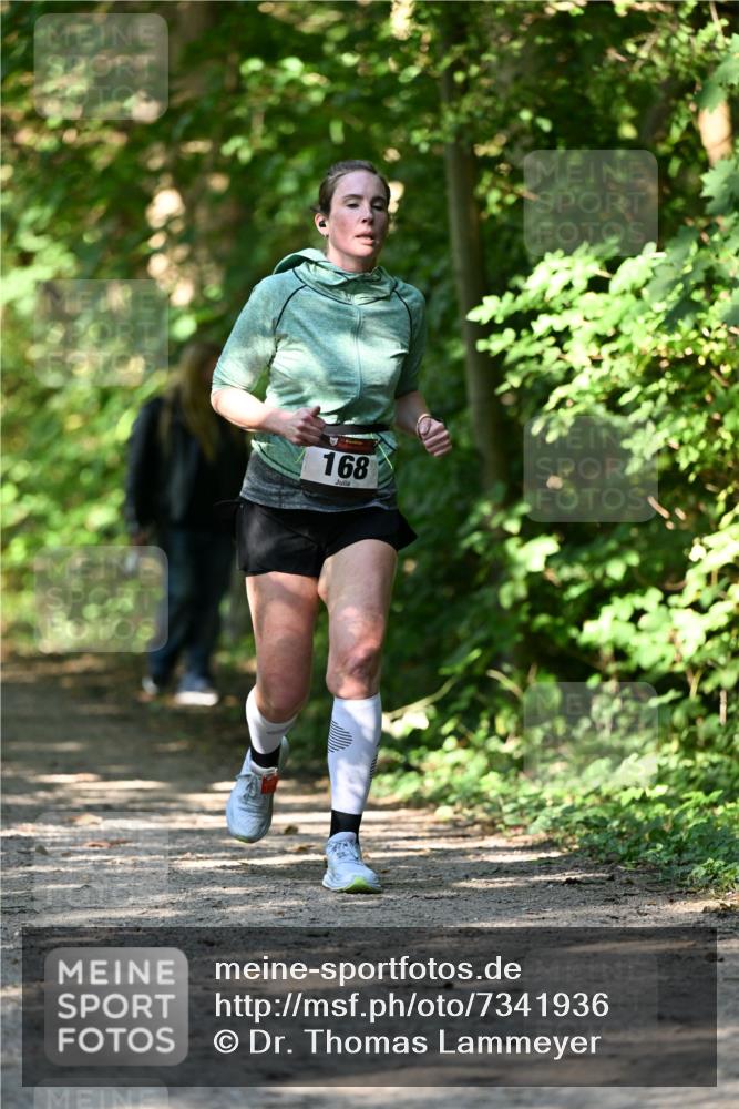 06.10.2024 - Bramfelder Halbmarathon 2024 Dr. Thomas Lammeyer http://msf.ph/oto/7341936 06.10.2024 10:51:49 Laufen 168 meine-sportfotos.de