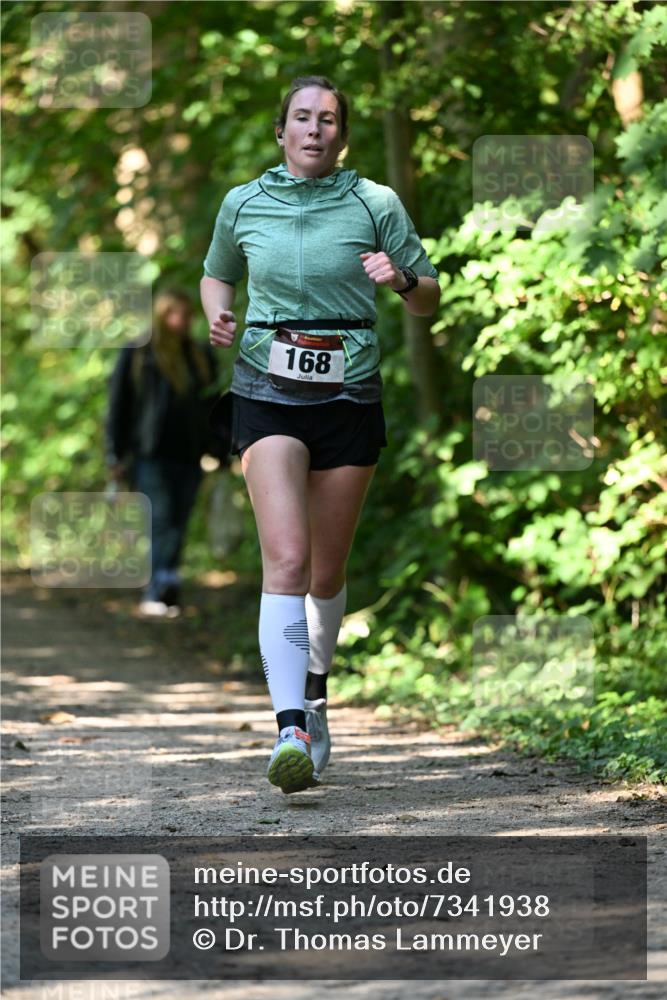 06.10.2024 - Bramfelder Halbmarathon 2024 Dr. Thomas Lammeyer http://msf.ph/oto/7341938 06.10.2024 10:51:49 Laufen 168 meine-sportfotos.de