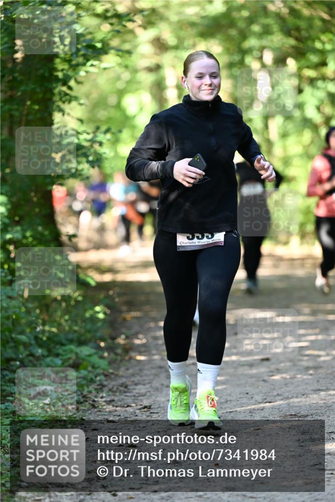 06.10.2024 - Bramfelder Halbmarathon 2024 Dr. Thomas Lammeyer http://msf.ph/oto/7341984 06.10.2024 10:52:05 Laufen  meine-sportfotos.de