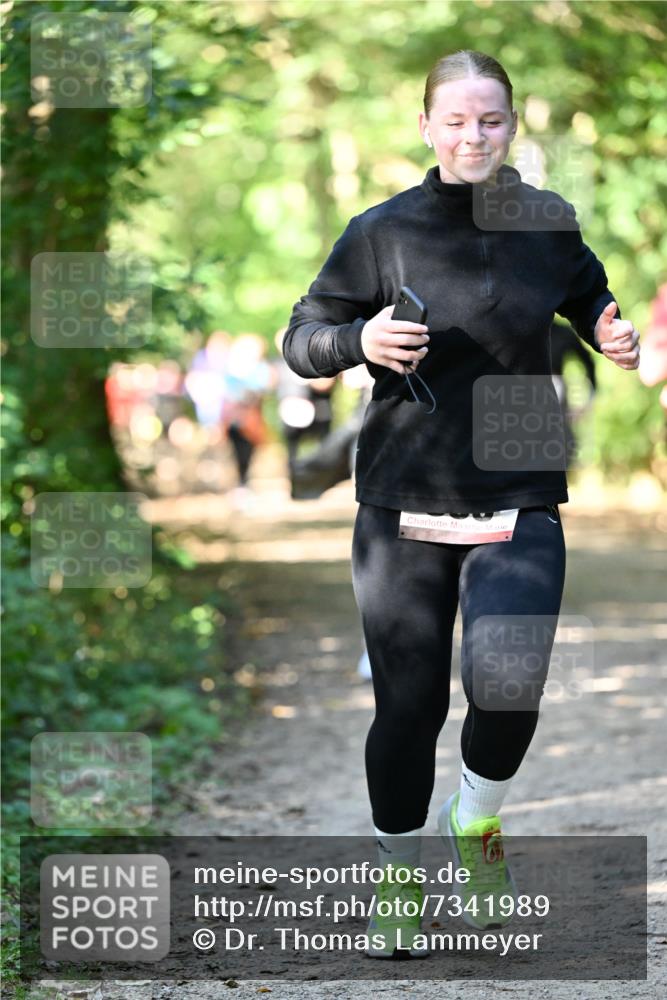 06.10.2024 - Bramfelder Halbmarathon 2024 Dr. Thomas Lammeyer http://msf.ph/oto/7341989 06.10.2024 10:52:06 Laufen  meine-sportfotos.de