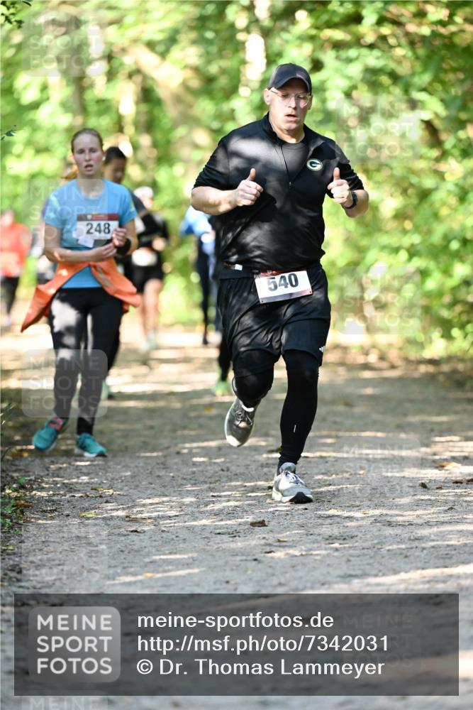 06.10.2024 - Bramfelder Halbmarathon 2024 Dr. Thomas Lammeyer http://msf.ph/oto/7342031 06.10.2024 10:52:16 Laufen 248, 540 meine-sportfotos.de