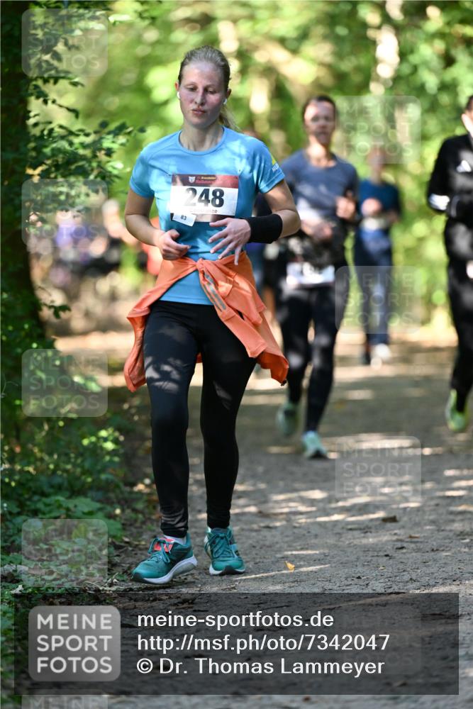 06.10.2024 - Bramfelder Halbmarathon 2024 Dr. Thomas Lammeyer http://msf.ph/oto/7342047 06.10.2024 10:52:18 Laufen 248, 83 meine-sportfotos.de