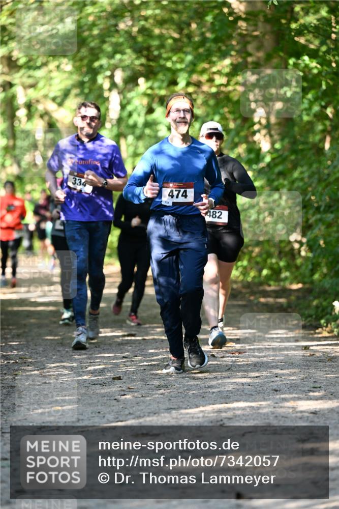 06.10.2024 - Bramfelder Halbmarathon 2024 Dr. Thomas Lammeyer http://msf.ph/oto/7342057 06.10.2024 10:52:24 Laufen 334, 178, 474, 482 meine-sportfotos.de