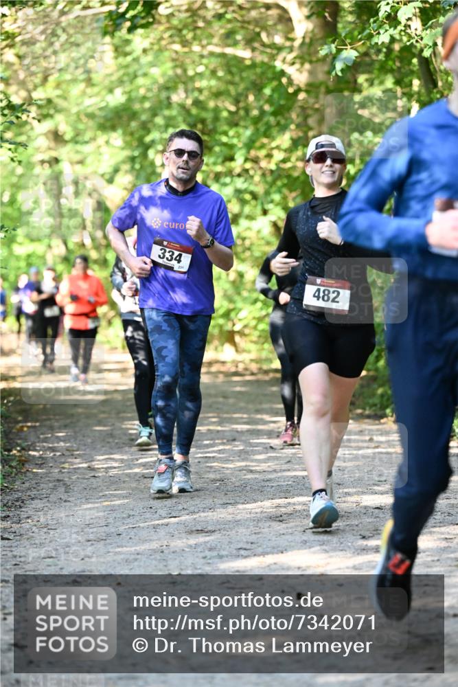 06.10.2024 - Bramfelder Halbmarathon 2024 Dr. Thomas Lammeyer http://msf.ph/oto/7342071 06.10.2024 10:52:26 Laufen 334, 231, 482 meine-sportfotos.de