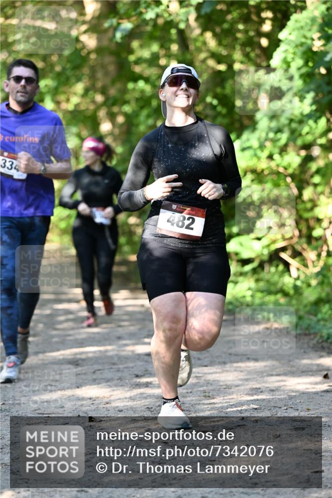 06.10.2024 - Bramfelder Halbmarathon 2024 Dr. Thomas Lammeyer http://msf.ph/oto/7342076 06.10.2024 10:52:27 Laufen 334, 482 meine-sportfotos.de