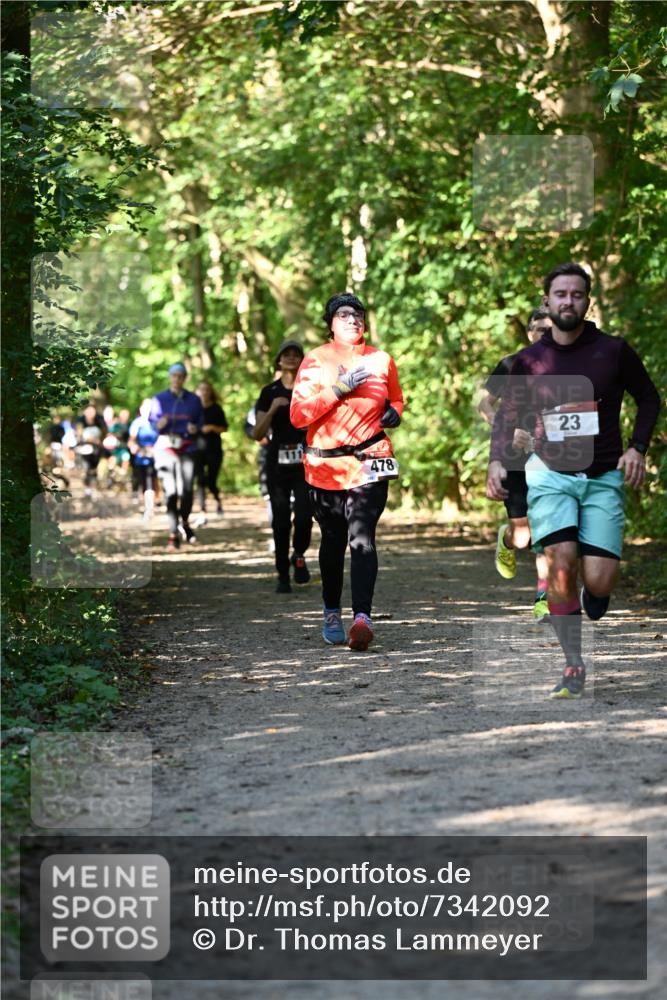 06.10.2024 - Bramfelder Halbmarathon 2024 Dr. Thomas Lammeyer http://msf.ph/oto/7342092 06.10.2024 10:52:32 Laufen 478, 23 meine-sportfotos.de