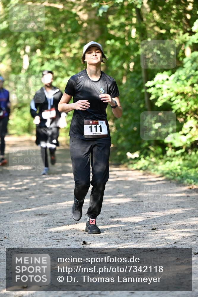 06.10.2024 - Bramfelder Halbmarathon 2024 Dr. Thomas Lammeyer http://msf.ph/oto/7342118 06.10.2024 10:52:37 Laufen 218, 111 meine-sportfotos.de