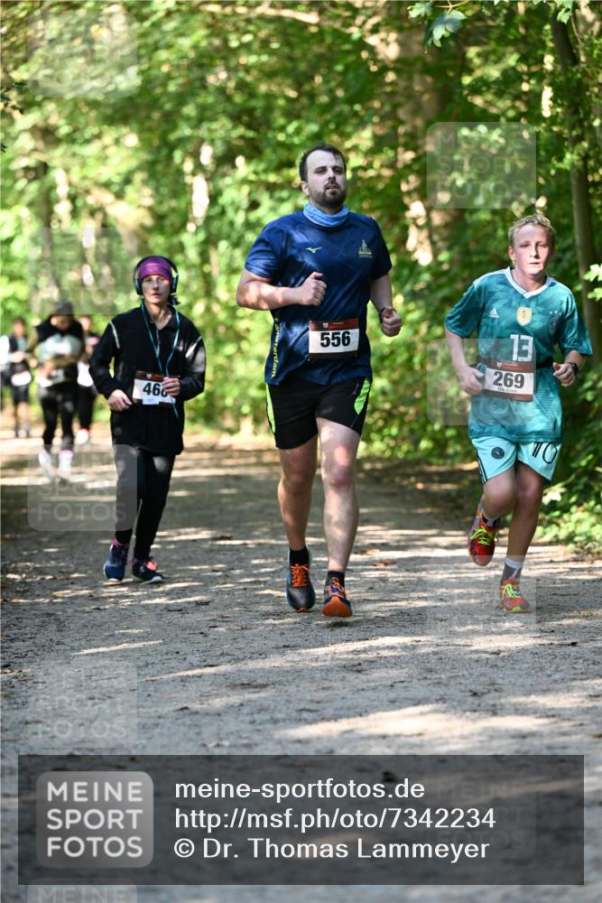 06.10.2024 - Bramfelder Halbmarathon 2024 Dr. Thomas Lammeyer http://msf.ph/oto/7342234 06.10.2024 10:52:49 Laufen 466, 556, 13, 269 meine-sportfotos.de