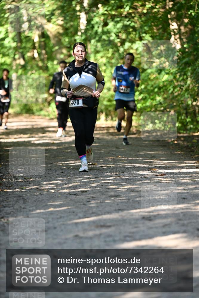 06.10.2024 - Bramfelder Halbmarathon 2024 Dr. Thomas Lammeyer http://msf.ph/oto/7342264 06.10.2024 10:52:53 Laufen 470 meine-sportfotos.de