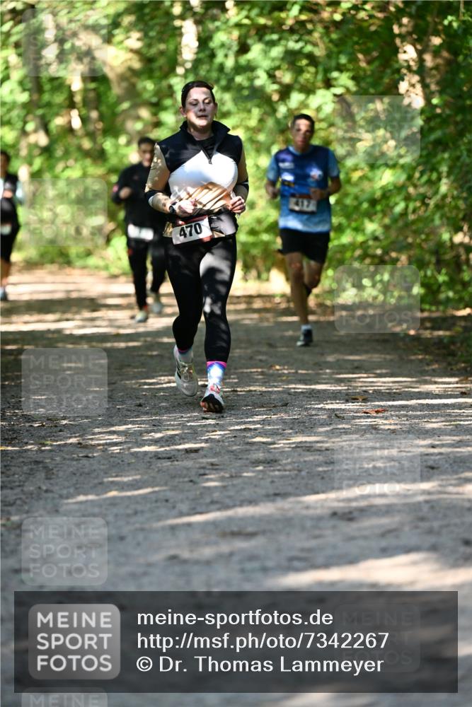 06.10.2024 - Bramfelder Halbmarathon 2024 Dr. Thomas Lammeyer http://msf.ph/oto/7342267 06.10.2024 10:52:53 Laufen 470, 417 meine-sportfotos.de