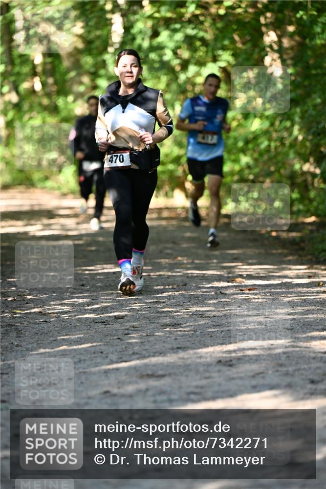 06.10.2024 - Bramfelder Halbmarathon 2024 Dr. Thomas Lammeyer http://msf.ph/oto/7342271 06.10.2024 10:52:54 Laufen 470 meine-sportfotos.de