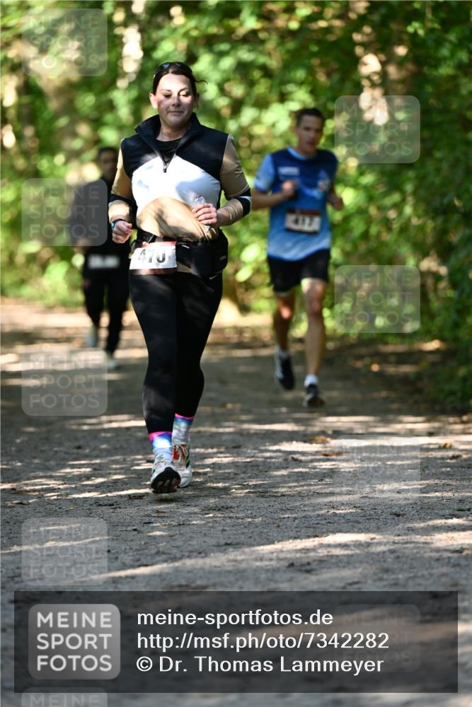 06.10.2024 - Bramfelder Halbmarathon 2024 Dr. Thomas Lammeyer http://msf.ph/oto/7342282 06.10.2024 10:52:54 Laufen 470, 14174 meine-sportfotos.de