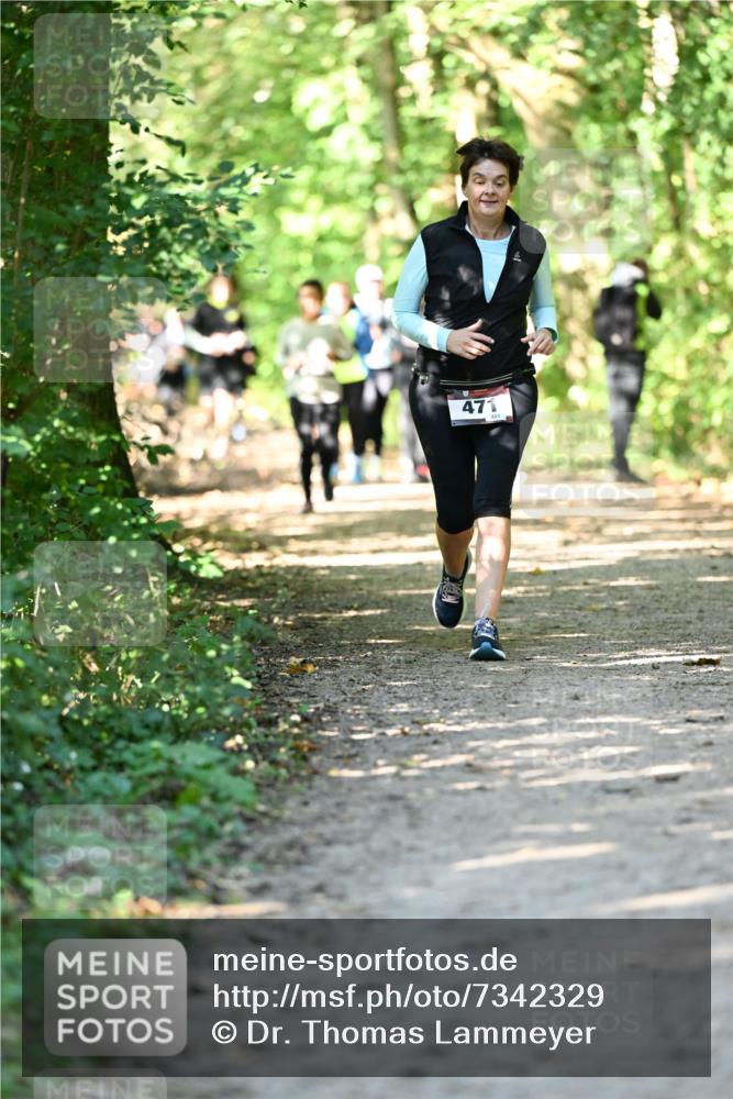 06.10.2024 - Bramfelder Halbmarathon 2024 Dr. Thomas Lammeyer http://msf.ph/oto/7342329 06.10.2024 10:53:01 Laufen 471 meine-sportfotos.de