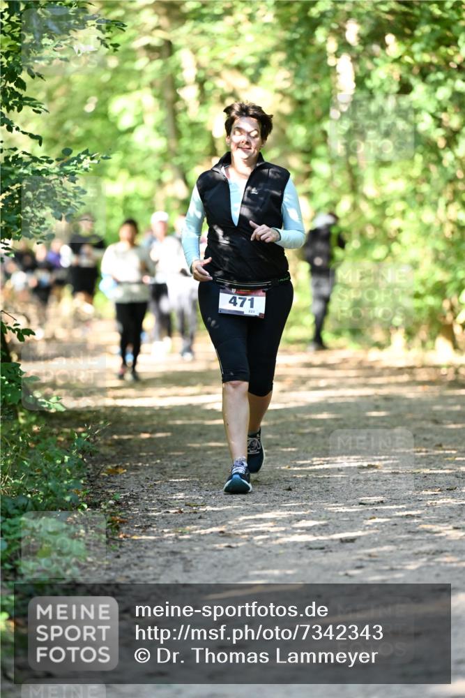 06.10.2024 - Bramfelder Halbmarathon 2024 Dr. Thomas Lammeyer http://msf.ph/oto/7342343 06.10.2024 10:53:02 Laufen 471, 223 meine-sportfotos.de