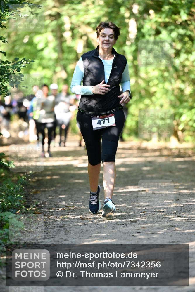 06.10.2024 - Bramfelder Halbmarathon 2024 Dr. Thomas Lammeyer http://msf.ph/oto/7342356 06.10.2024 10:53:03 Laufen 471, 223 meine-sportfotos.de
