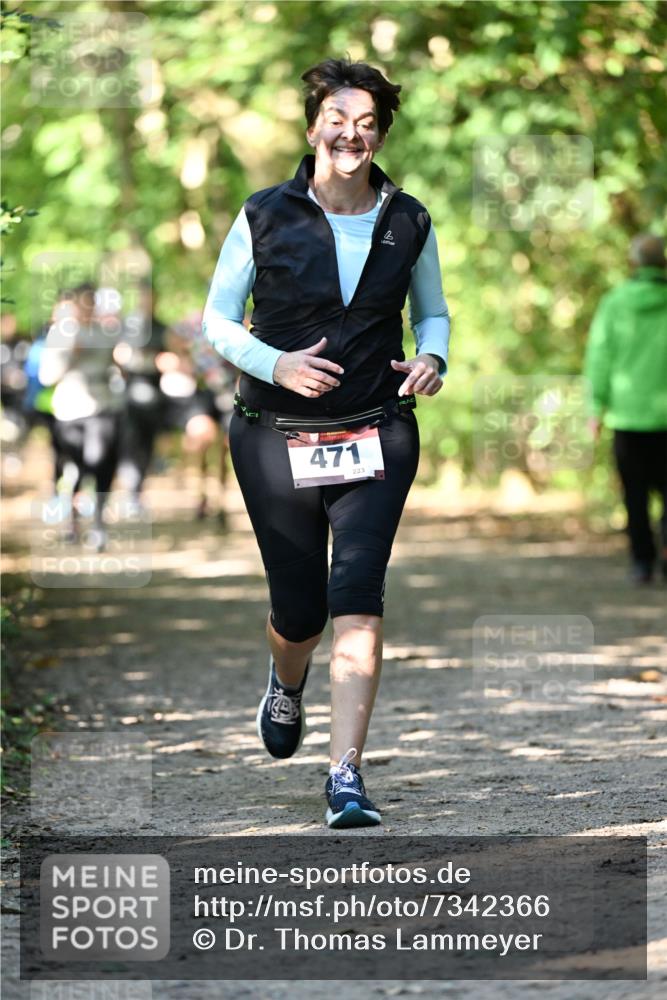 06.10.2024 - Bramfelder Halbmarathon 2024 Dr. Thomas Lammeyer http://msf.ph/oto/7342366 06.10.2024 10:53:04 Laufen 471, 223 meine-sportfotos.de