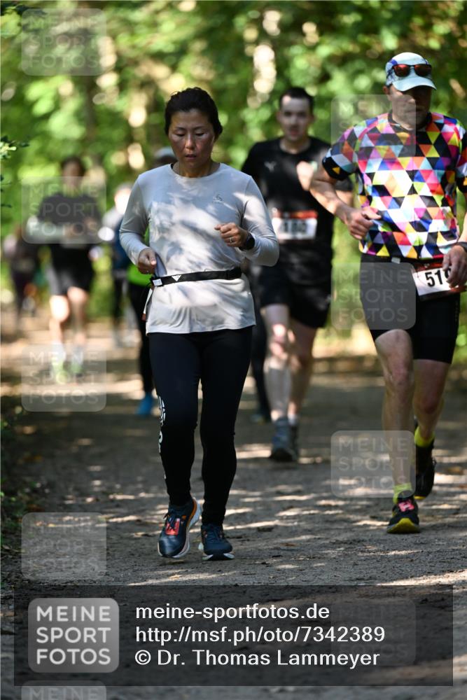 06.10.2024 - Bramfelder Halbmarathon 2024 Dr. Thomas Lammeyer http://msf.ph/oto/7342389 06.10.2024 10:53:12 Laufen 51 meine-sportfotos.de