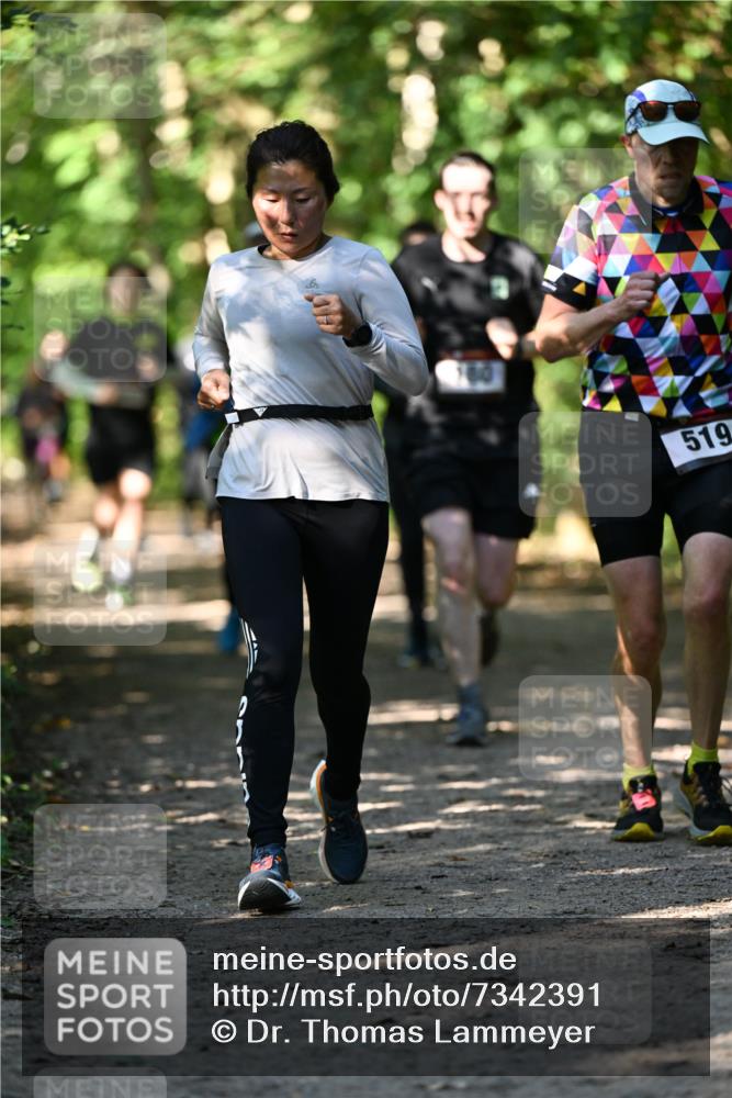 06.10.2024 - Bramfelder Halbmarathon 2024 Dr. Thomas Lammeyer http://msf.ph/oto/7342391 06.10.2024 10:53:12 Laufen 100, 519 meine-sportfotos.de
