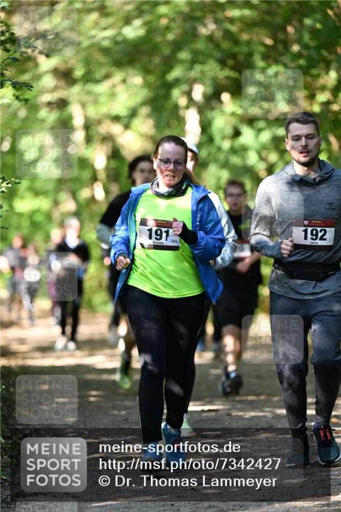 06.10.2024 - Bramfelder Halbmarathon 2024 Dr. Thomas Lammeyer http://msf.ph/oto/7342427 06.10.2024 10:53:16 Laufen 191, 224, 33, 192 meine-sportfotos.de