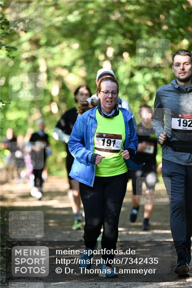 06.10.2024 - Bramfelder Halbmarathon 2024 Dr. Thomas Lammeyer http://msf.ph/oto/7342435 06.10.2024 10:53:17 Laufen 33, 1914, 211, 13, 192 meine-sportfotos.de