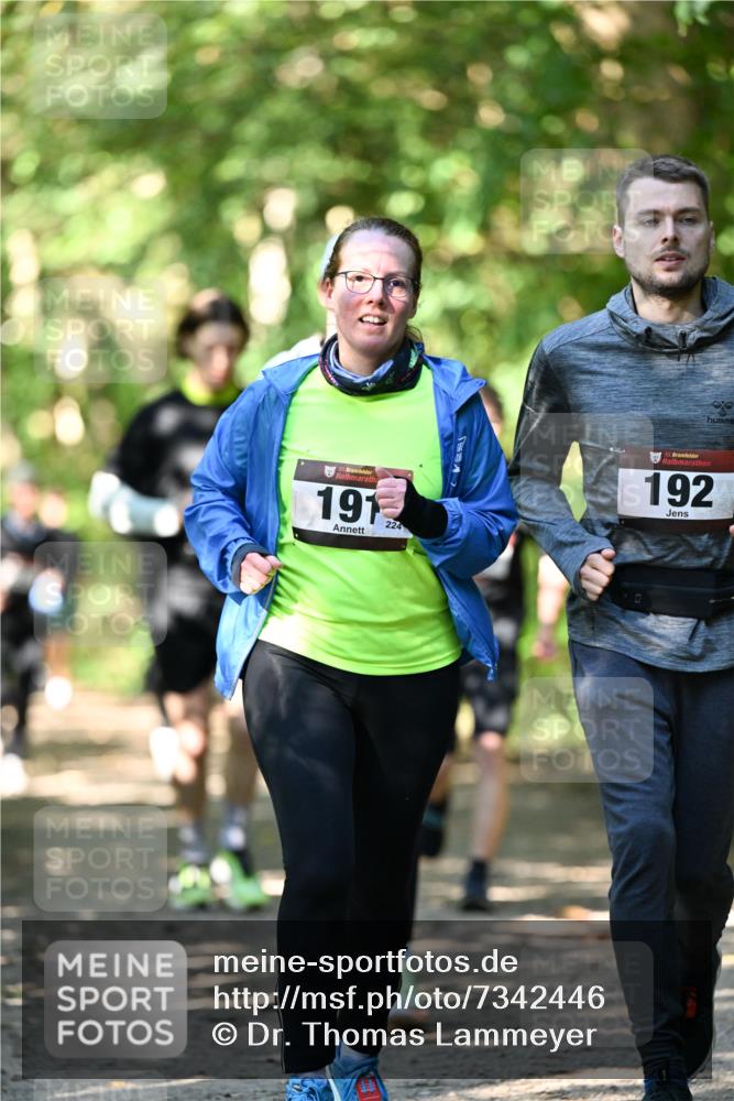 06.10.2024 - Bramfelder Halbmarathon 2024 Dr. Thomas Lammeyer http://msf.ph/oto/7342446 06.10.2024 10:53:18 Laufen 191, 224, 33, 192 meine-sportfotos.de