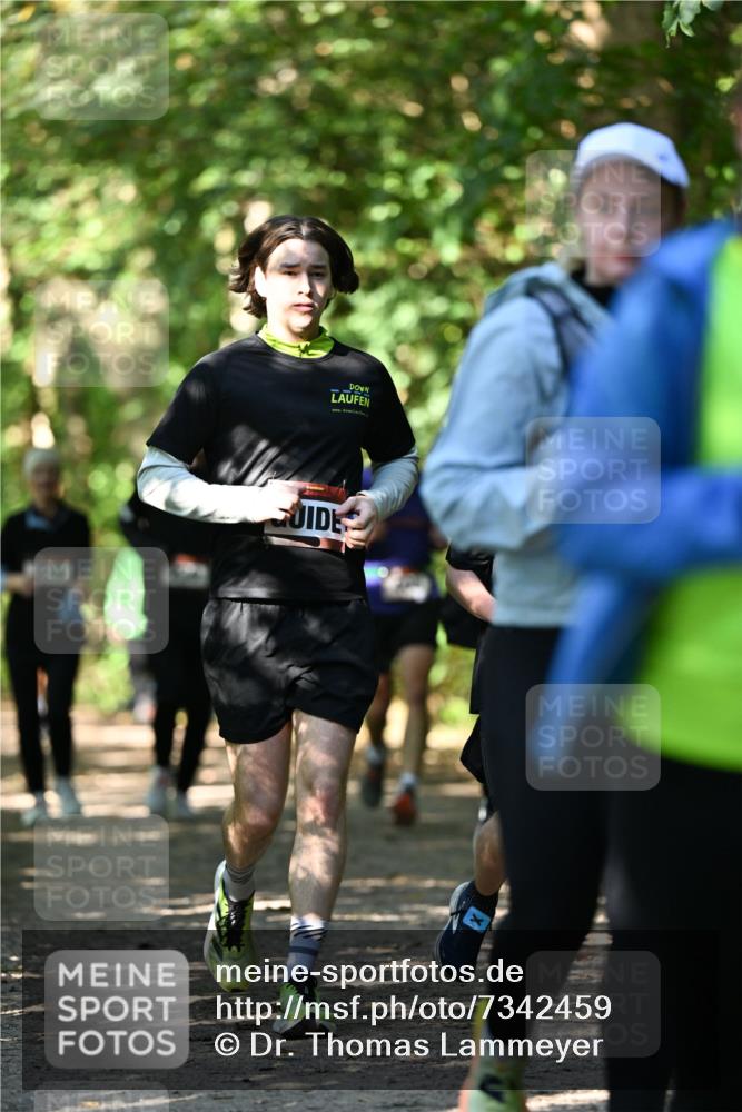 06.10.2024 - Bramfelder Halbmarathon 2024 Dr. Thomas Lammeyer http://msf.ph/oto/7342459 06.10.2024 10:53:19 Laufen  meine-sportfotos.de