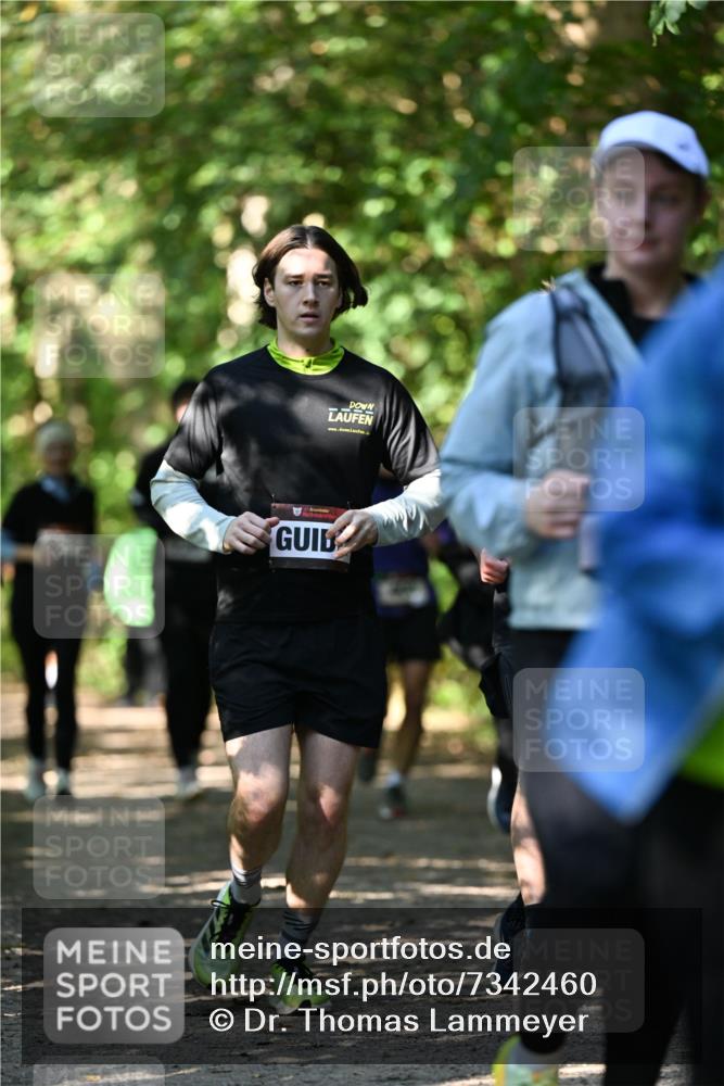 06.10.2024 - Bramfelder Halbmarathon 2024 Dr. Thomas Lammeyer http://msf.ph/oto/7342460 06.10.2024 10:53:20 Laufen  meine-sportfotos.de