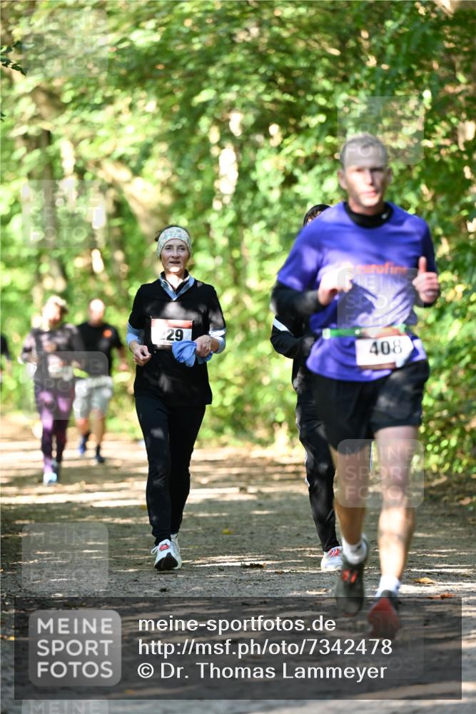 06.10.2024 - Bramfelder Halbmarathon 2024 Dr. Thomas Lammeyer http://msf.ph/oto/7342478 06.10.2024 10:53:23 Laufen 29, 408 meine-sportfotos.de