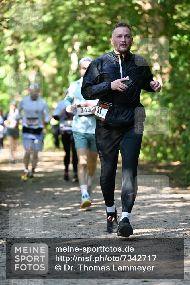 06.10.2024 - Bramfelder Halbmarathon 2024 Dr. Thomas Lammeyer http://msf.ph/oto/7342717 06.10.2024 10:53:53 Laufen 343, 31, 65 meine-sportfotos.de