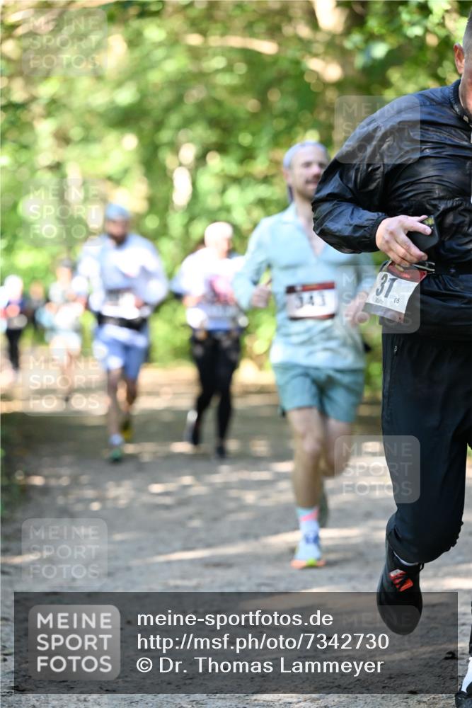 06.10.2024 - Bramfelder Halbmarathon 2024 Dr. Thomas Lammeyer http://msf.ph/oto/7342730 06.10.2024 10:53:54 Laufen 31, 65 meine-sportfotos.de