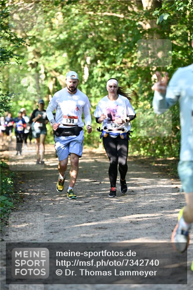 06.10.2024 - Bramfelder Halbmarathon 2024 Dr. Thomas Lammeyer http://msf.ph/oto/7342740 06.10.2024 10:53:55 Laufen 131 meine-sportfotos.de