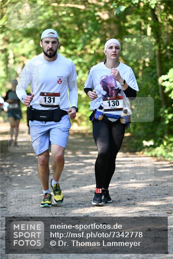 06.10.2024 - Bramfelder Halbmarathon 2024 Dr. Thomas Lammeyer http://msf.ph/oto/7342778 06.10.2024 10:53:57 Laufen 131, 130 meine-sportfotos.de