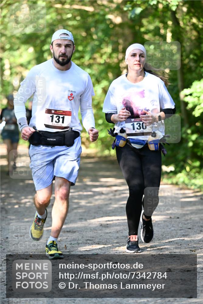 06.10.2024 - Bramfelder Halbmarathon 2024 Dr. Thomas Lammeyer http://msf.ph/oto/7342784 06.10.2024 10:53:58 Laufen 131, 130 meine-sportfotos.de