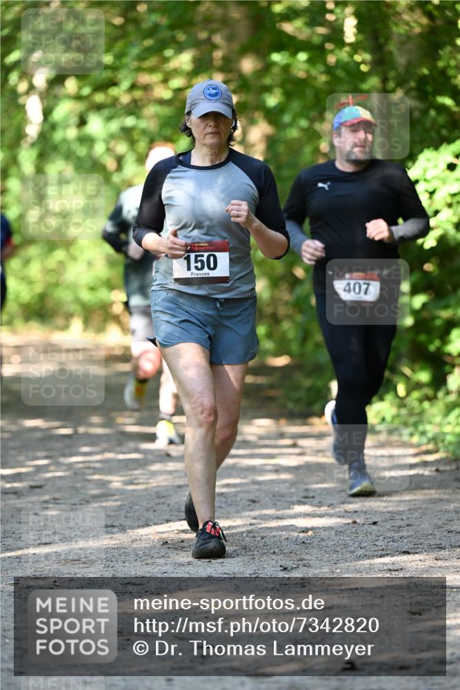 06.10.2024 - Bramfelder Halbmarathon 2024 Dr. Thomas Lammeyer http://msf.ph/oto/7342820 06.10.2024 10:54:03 Laufen 150, 407 meine-sportfotos.de
