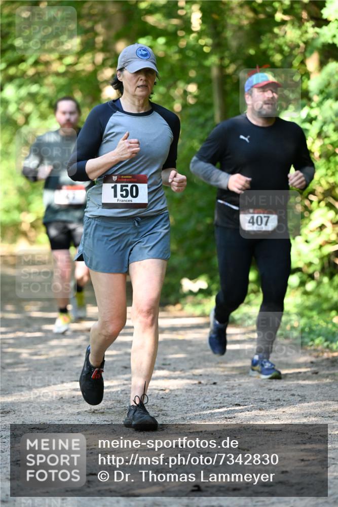 06.10.2024 - Bramfelder Halbmarathon 2024 Dr. Thomas Lammeyer http://msf.ph/oto/7342830 06.10.2024 10:54:03 Laufen 33, 150, 407 meine-sportfotos.de