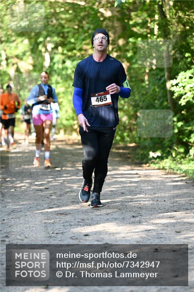 06.10.2024 - Bramfelder Halbmarathon 2024 Dr. Thomas Lammeyer http://msf.ph/oto/7342947 06.10.2024 10:54:12 Laufen 465 meine-sportfotos.de