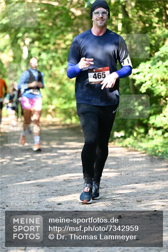 06.10.2024 - Bramfelder Halbmarathon 2024 Dr. Thomas Lammeyer http://msf.ph/oto/7342959 06.10.2024 10:54:13 Laufen 465 meine-sportfotos.de