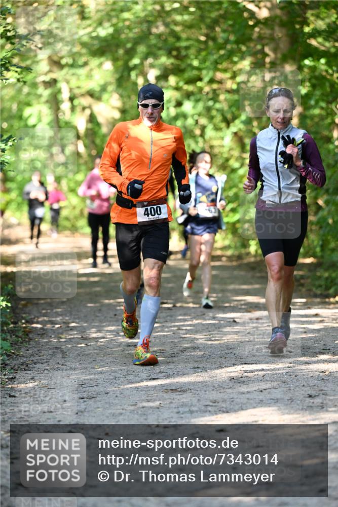 06.10.2024 - Bramfelder Halbmarathon 2024 Dr. Thomas Lammeyer http://msf.ph/oto/7343014 06.10.2024 10:54:17 Laufen 400 meine-sportfotos.de
