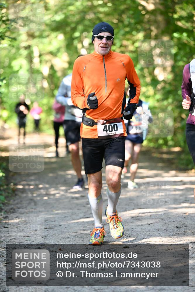 06.10.2024 - Bramfelder Halbmarathon 2024 Dr. Thomas Lammeyer http://msf.ph/oto/7343038 06.10.2024 10:54:18 Laufen 400 meine-sportfotos.de