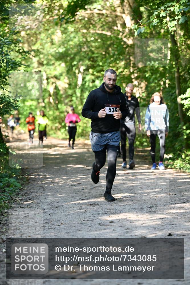 06.10.2024 - Bramfelder Halbmarathon 2024 Dr. Thomas Lammeyer http://msf.ph/oto/7343085 06.10.2024 10:54:29 Laufen 536 meine-sportfotos.de