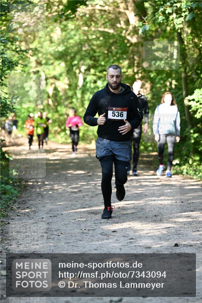 06.10.2024 - Bramfelder Halbmarathon 2024 Dr. Thomas Lammeyer http://msf.ph/oto/7343094 06.10.2024 10:54:29 Laufen 536 meine-sportfotos.de