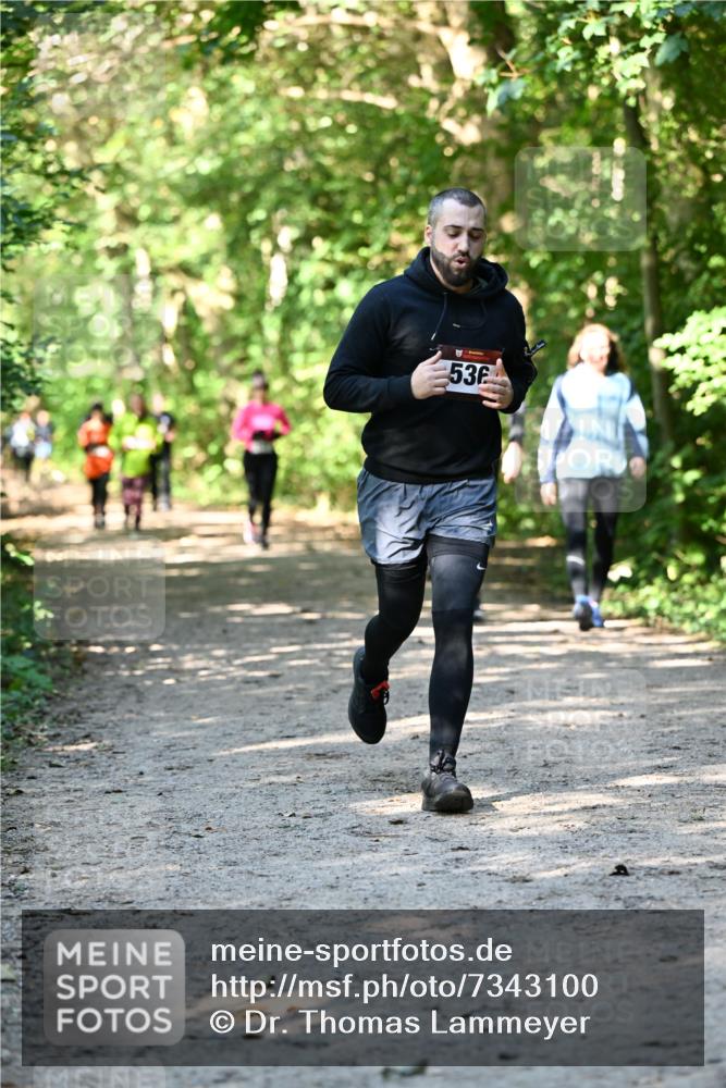 06.10.2024 - Bramfelder Halbmarathon 2024 Dr. Thomas Lammeyer http://msf.ph/oto/7343100 06.10.2024 10:54:29 Laufen 536 meine-sportfotos.de