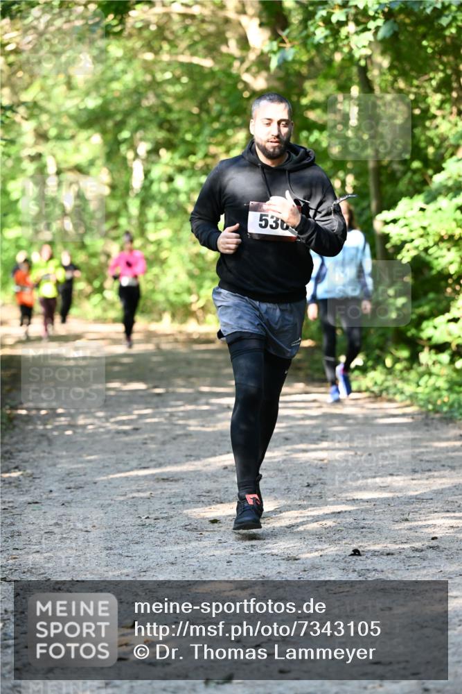 06.10.2024 - Bramfelder Halbmarathon 2024 Dr. Thomas Lammeyer http://msf.ph/oto/7343105 06.10.2024 10:54:30 Laufen 536 meine-sportfotos.de
