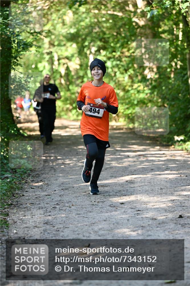 06.10.2024 - Bramfelder Halbmarathon 2024 Dr. Thomas Lammeyer http://msf.ph/oto/7343152 06.10.2024 10:54:40 Laufen 494 meine-sportfotos.de