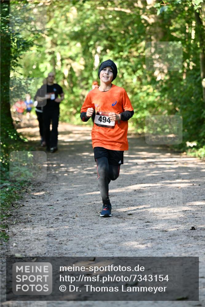 06.10.2024 - Bramfelder Halbmarathon 2024 Dr. Thomas Lammeyer http://msf.ph/oto/7343154 06.10.2024 10:54:40 Laufen 494 meine-sportfotos.de